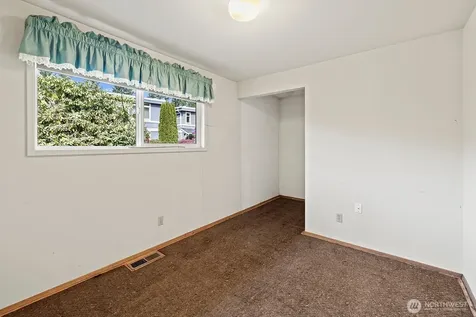 8236 120th Avenue NE Kirkland WA 98033