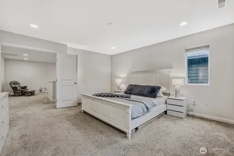 3008 47th Street SE Everett WA 98203
