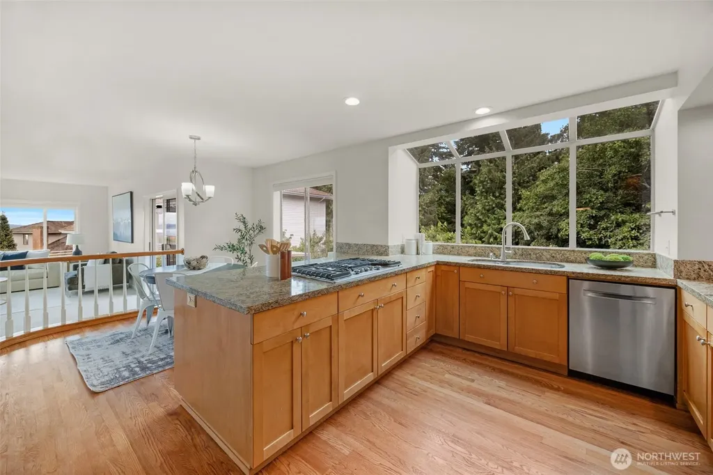 1623 Edgemoor Lane Everett WA 98203