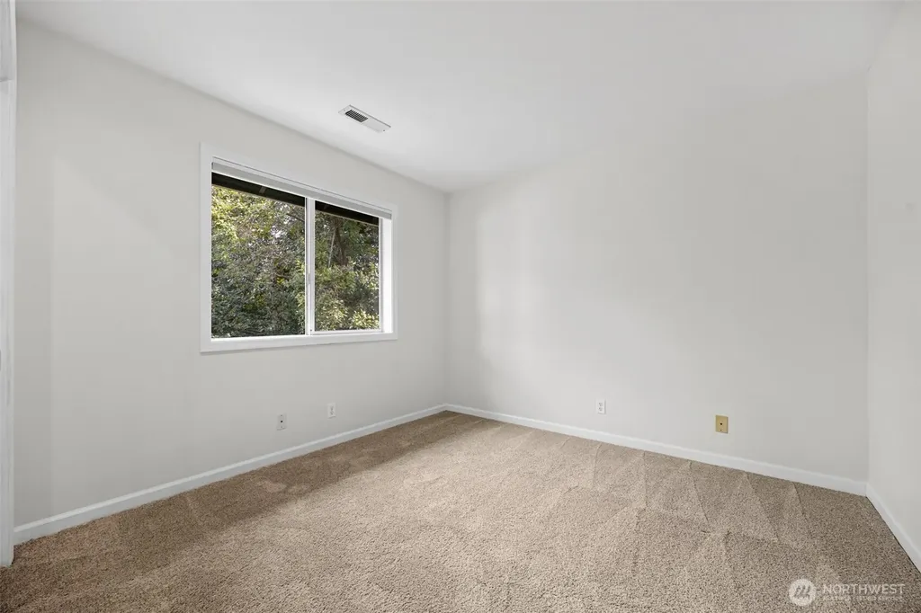 1623 Edgemoor Lane Everett WA 98203