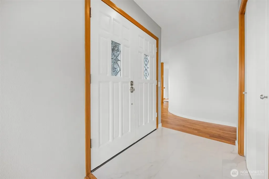 1623 Edgemoor Lane Everett WA 98203