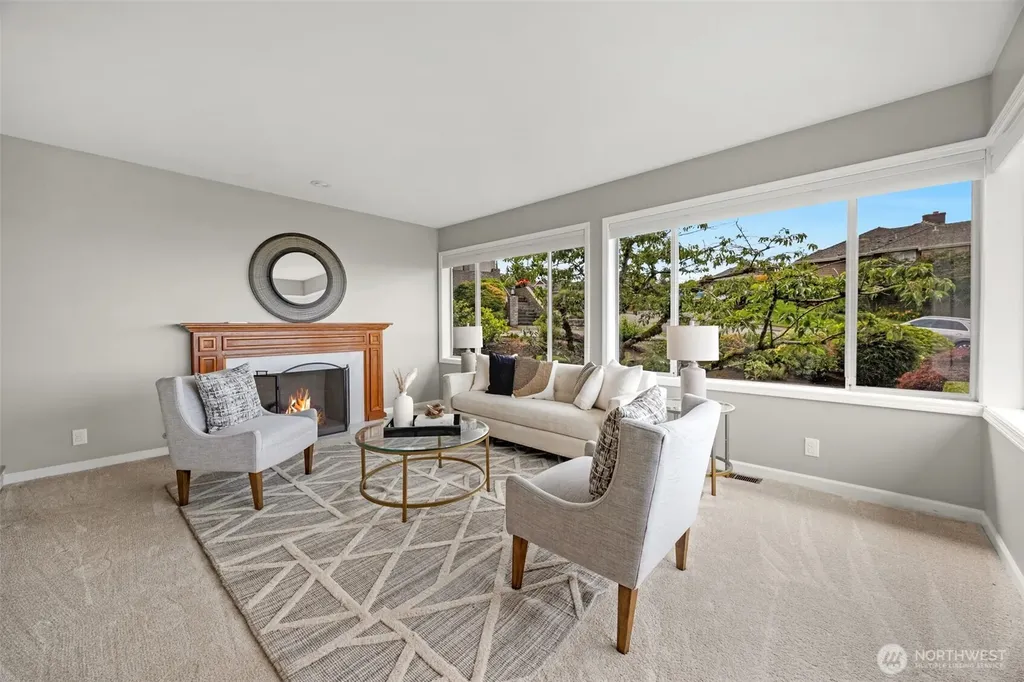 1623 Edgemoor Lane Everett WA 98203