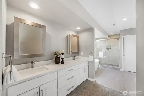 1623 Edgemoor Lane Everett WA 98203