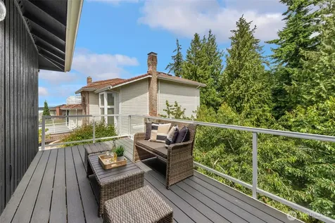 1623 Edgemoor Lane Everett WA 98203