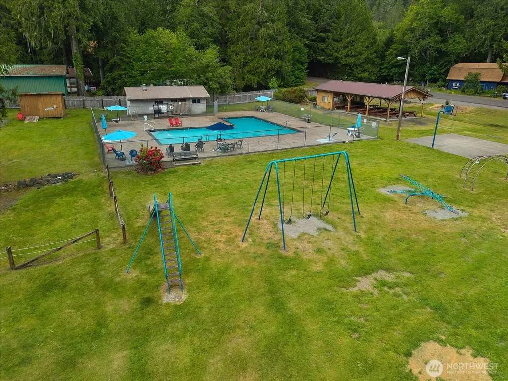 681 N Beacon Point Loop N Lilliwaup WA 98555