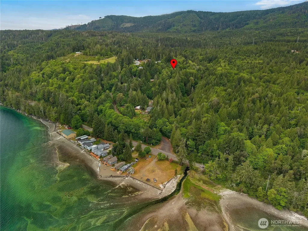 681 N Beacon Point Loop N Lilliwaup WA 98555
