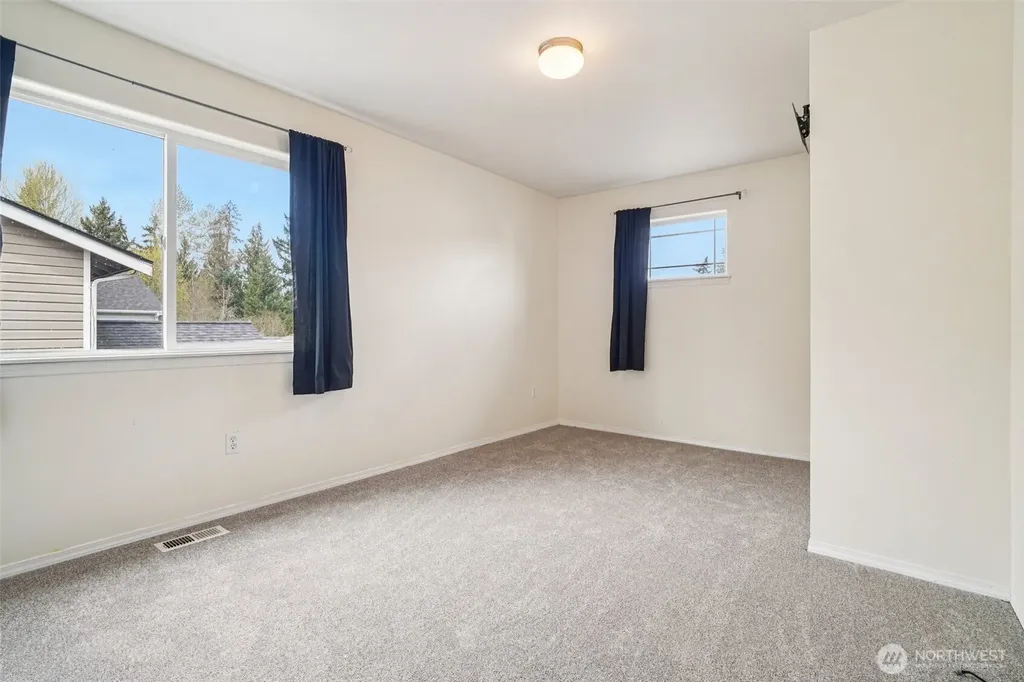 12302 160th Street E Puyallup WA 98374
