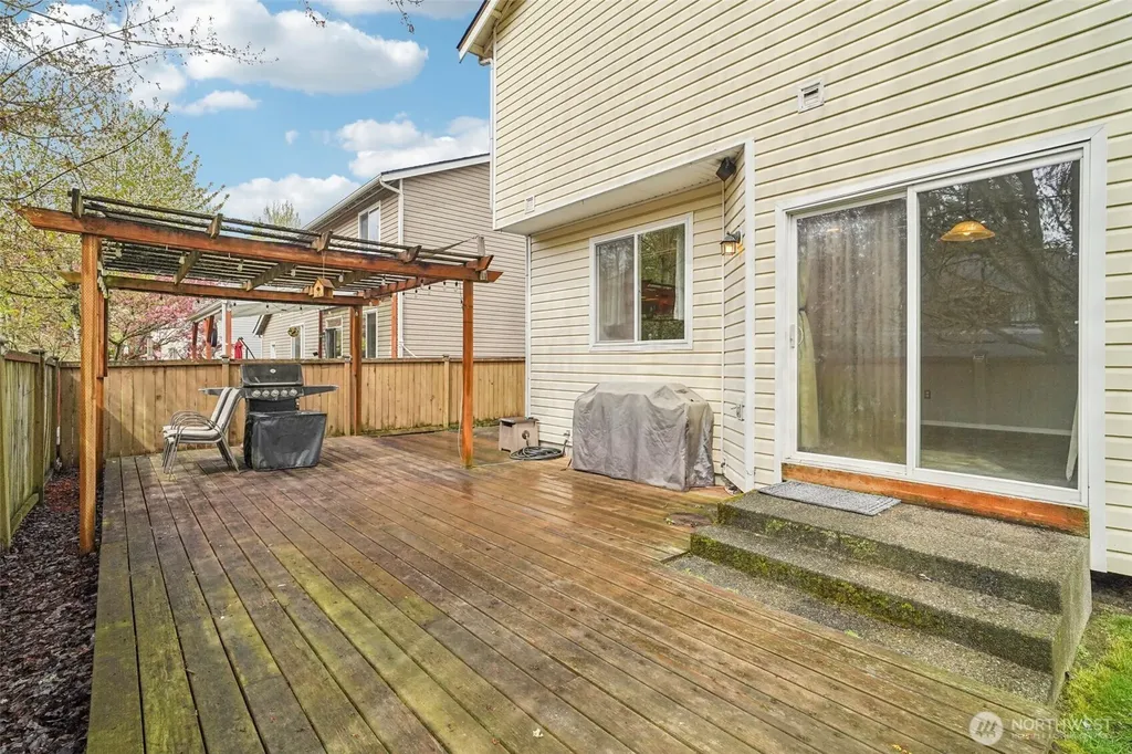 12302 160th Street E Puyallup WA 98374