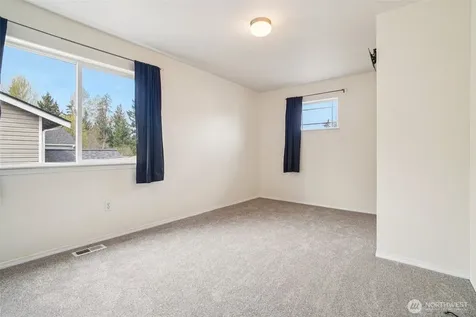 12302 160th Street E Puyallup WA 98374