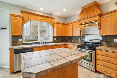 12302 160th Street E Puyallup WA 98374