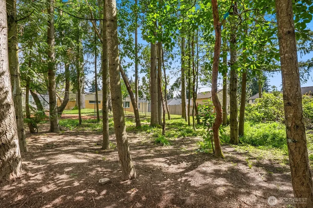 23304 55th Avenue W Mountlake Terrace WA 98043