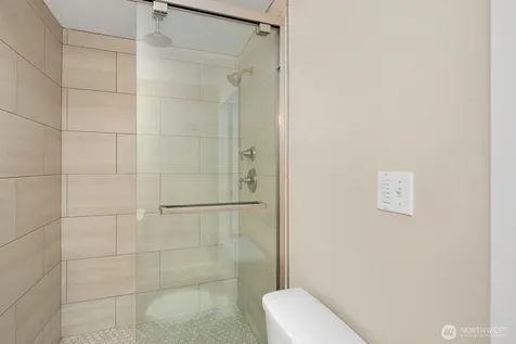 23304 55th Avenue W Mountlake Terrace WA 98043