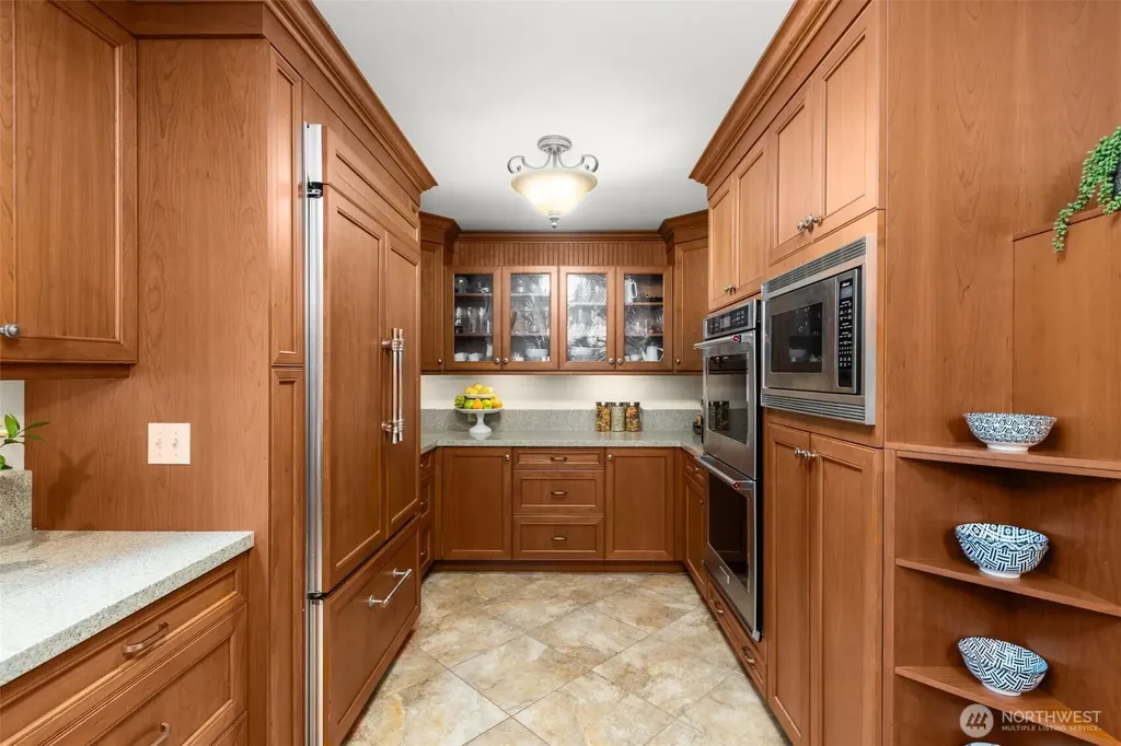 17026 SE 326th Place Auburn WA 98092