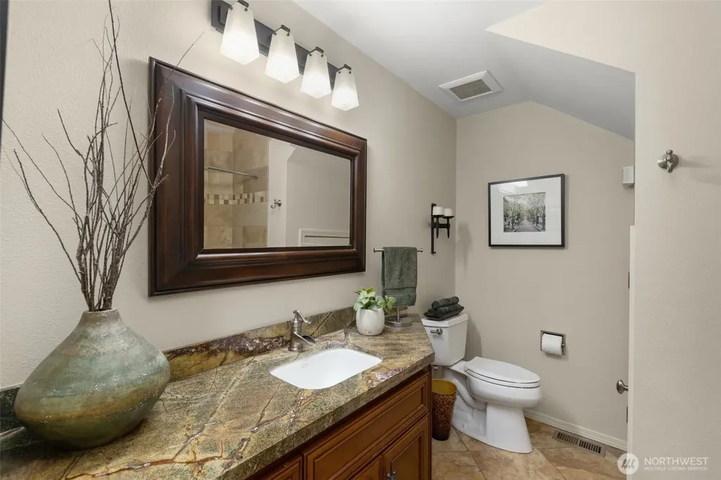 17026 SE 326th Place Auburn WA 98092