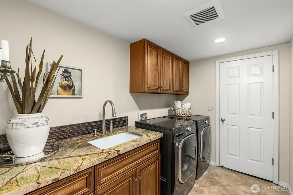 17026 SE 326th Place Auburn WA 98092