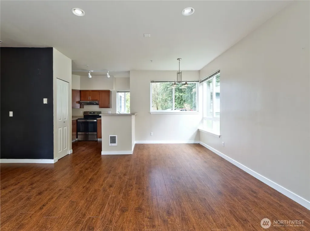 12012 NE 204th Place Bothell WA 98011
