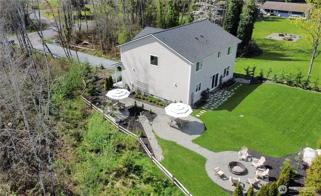 10705 36th Street E Edgewood WA 98372