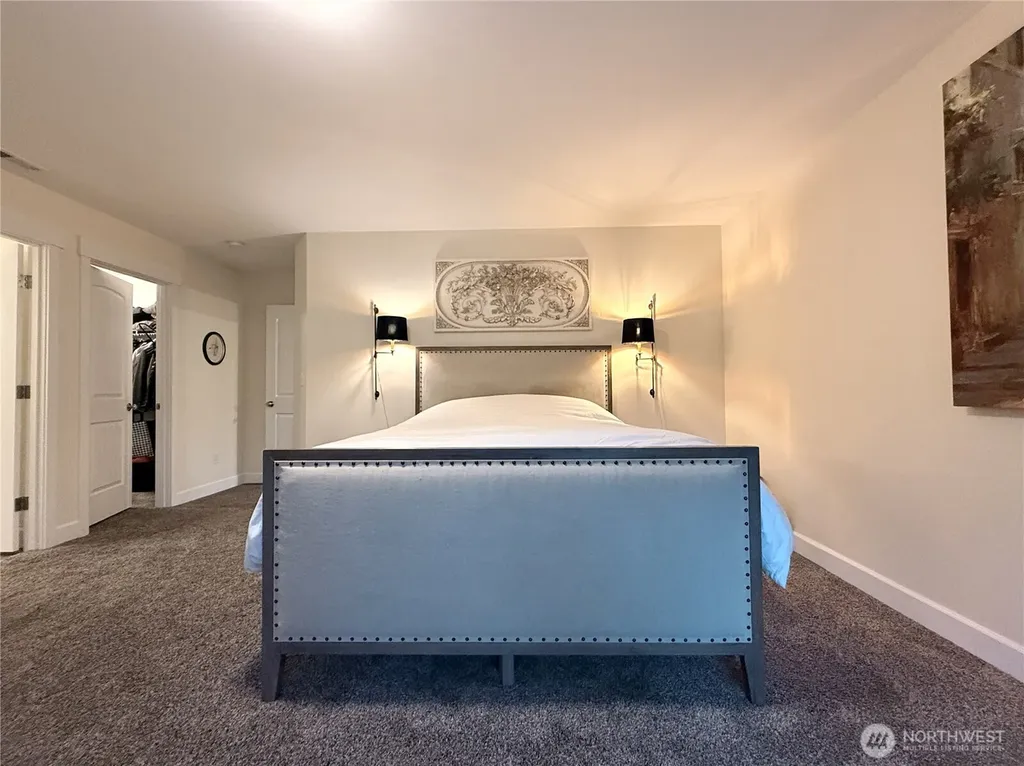 10705 36th Street E Edgewood WA 98372