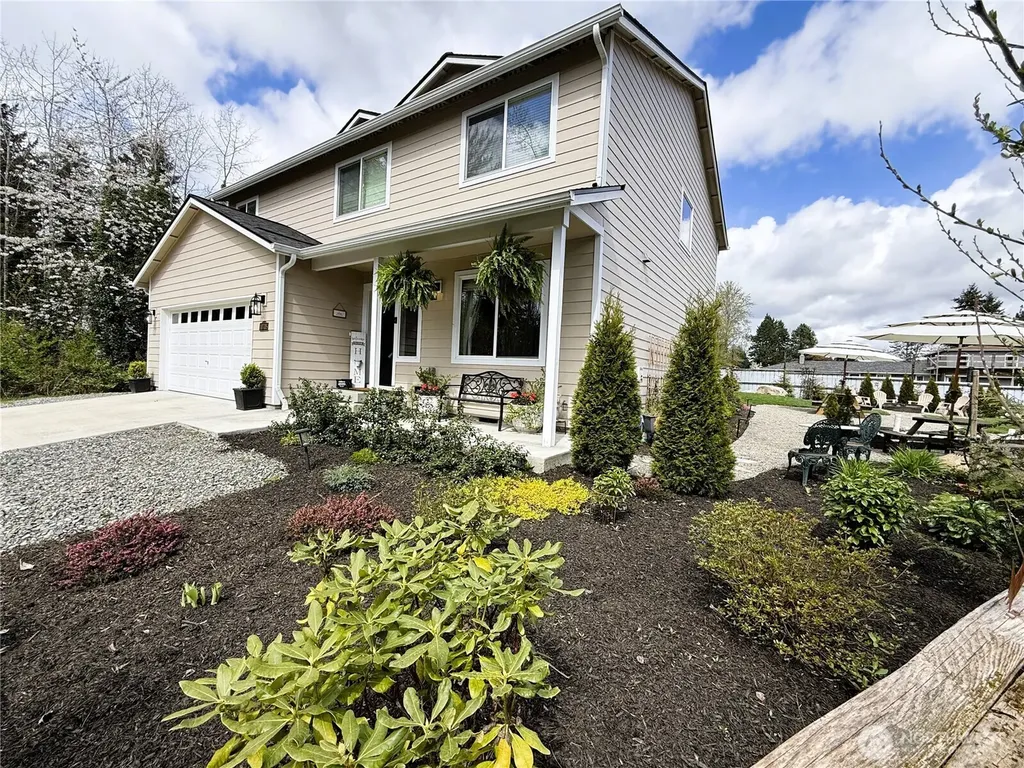 10705 36th Street E Edgewood WA 98372