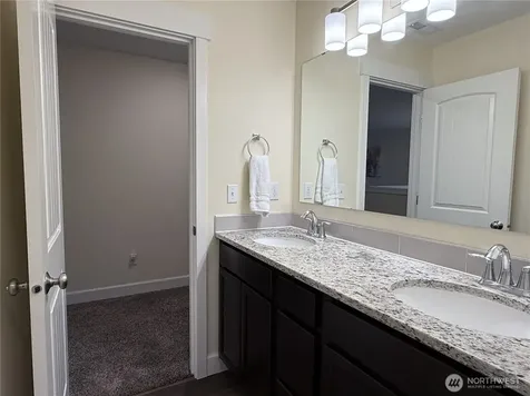 10705 36th Street E Edgewood WA 98372
