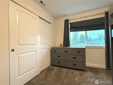 10705 36th Street E Edgewood WA 98372