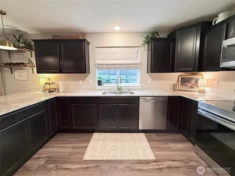 10705 36th Street E Edgewood WA 98372