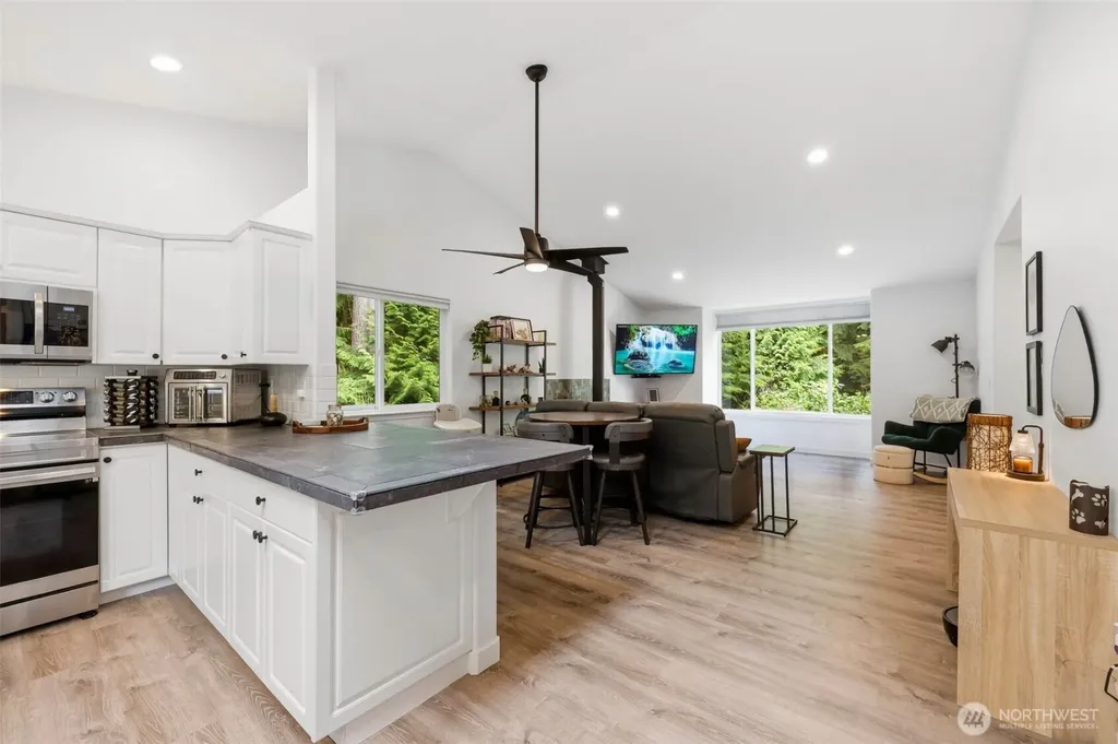 132 Goliah Lane Port Ludlow WA 98365