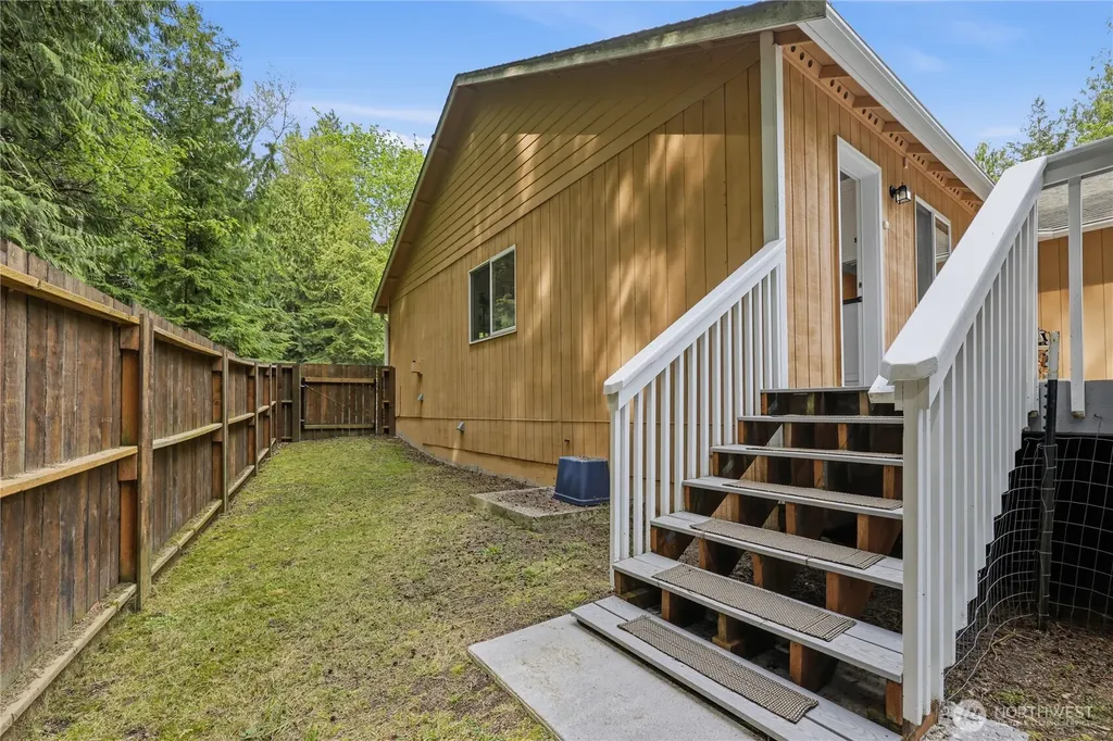 132 Goliah Lane Port Ludlow WA 98365