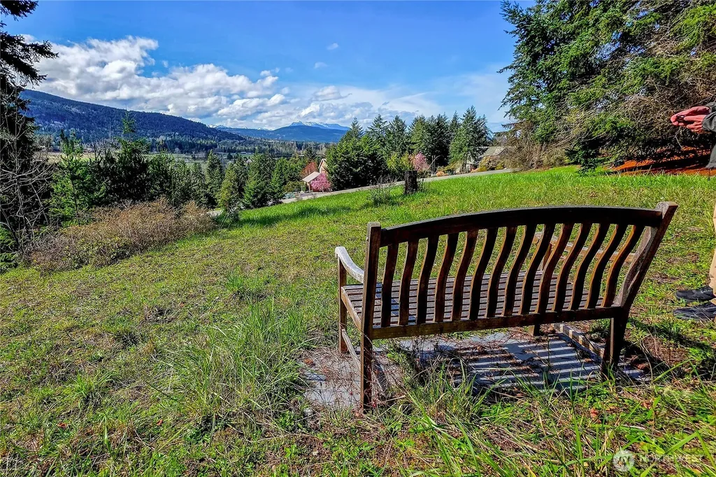 1993 Doe Run Road Sequim WA 98382