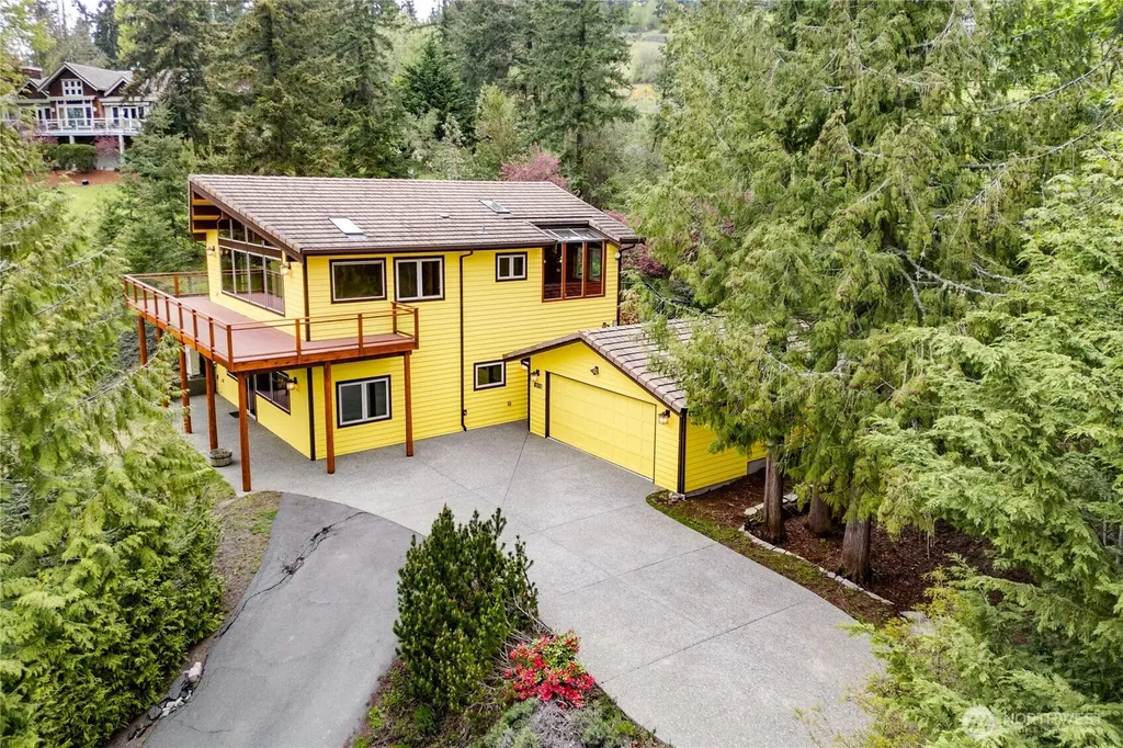 1993 Doe Run Road Sequim WA 98382