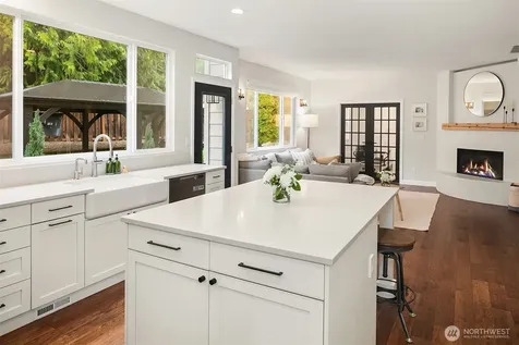 24046 SE 9th Court Sammamish WA 98075