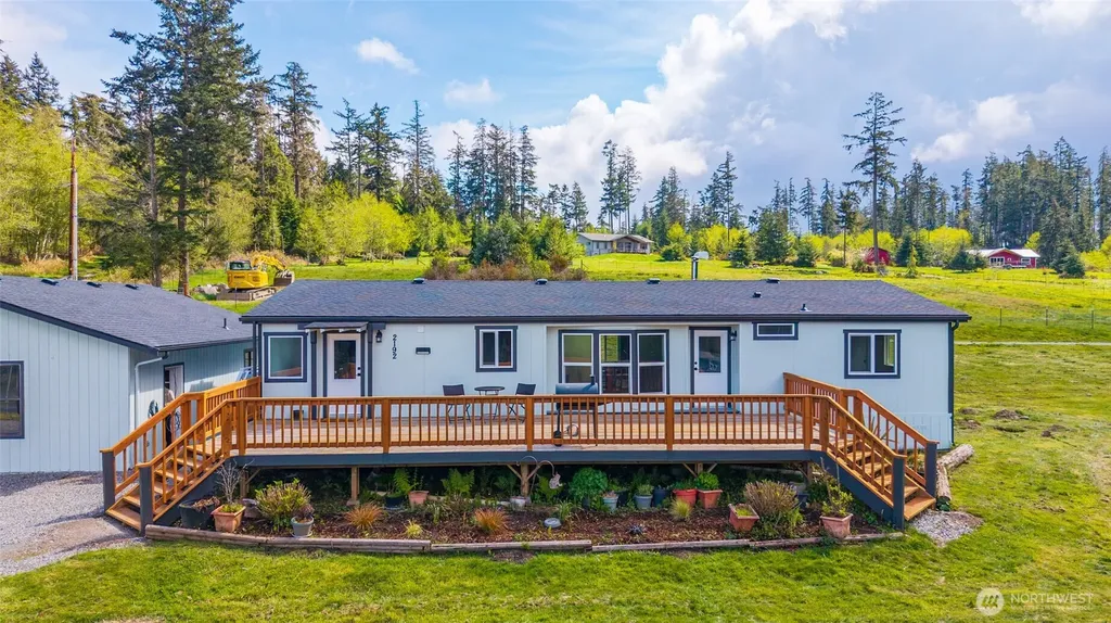 2192 Nautilus Road Freeland WA 98249