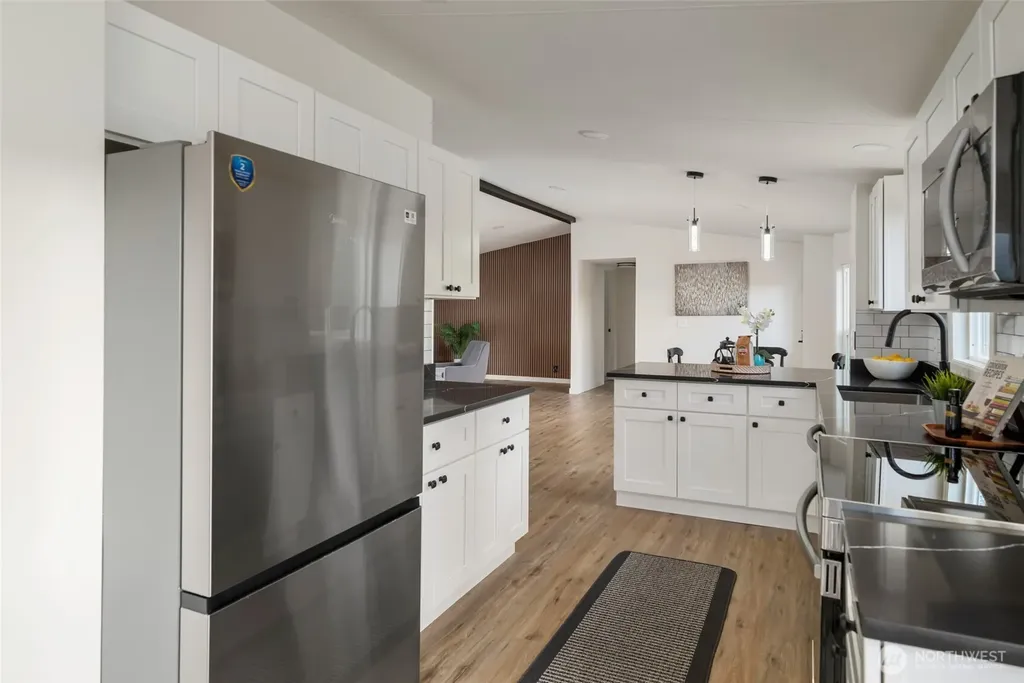 2192 Nautilus Road Freeland WA 98249