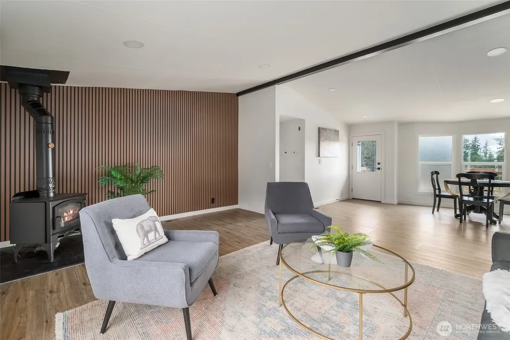 2192 Nautilus Road Freeland WA 98249