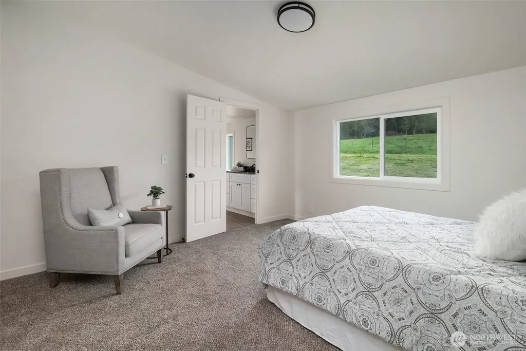2192 Nautilus Road Freeland WA 98249