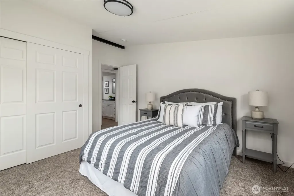2192 Nautilus Road Freeland WA 98249