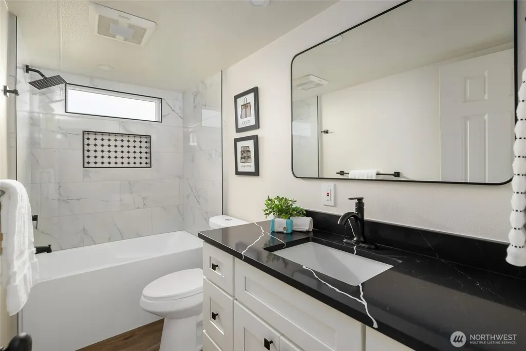 2192 Nautilus Road Freeland WA 98249