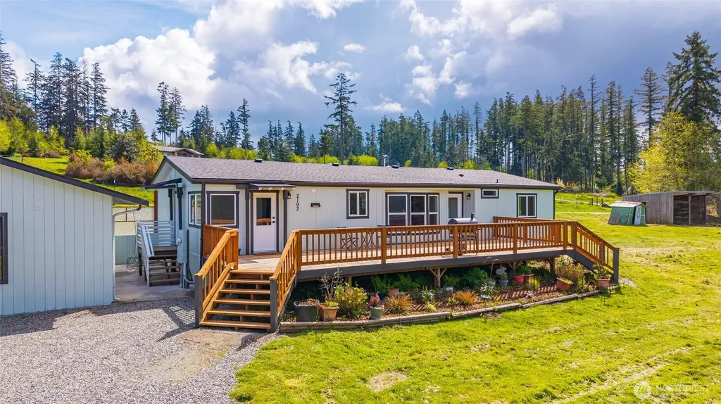 2192 Nautilus Road Freeland WA 98249