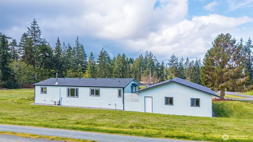 2192 Nautilus Road Freeland WA 98249