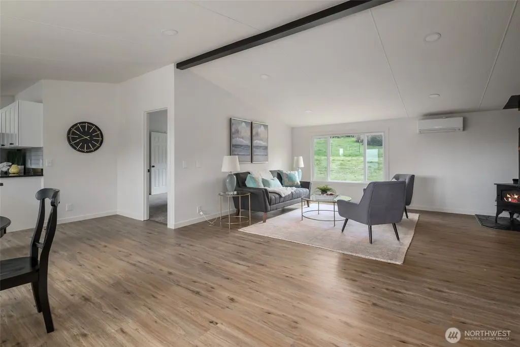 2192 Nautilus Road Freeland WA 98249