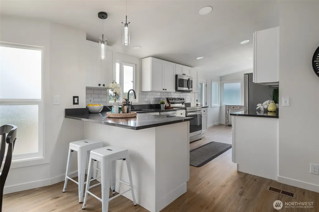 2192 Nautilus Road Freeland WA 98249