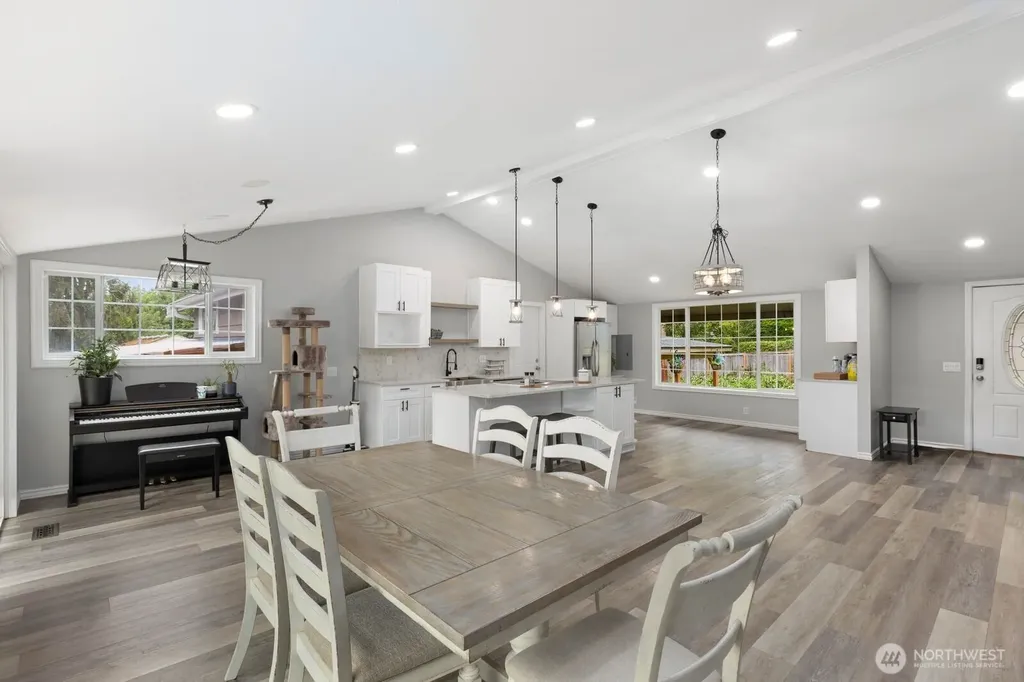 4110 152nd Street SW Lynnwood WA 98087
