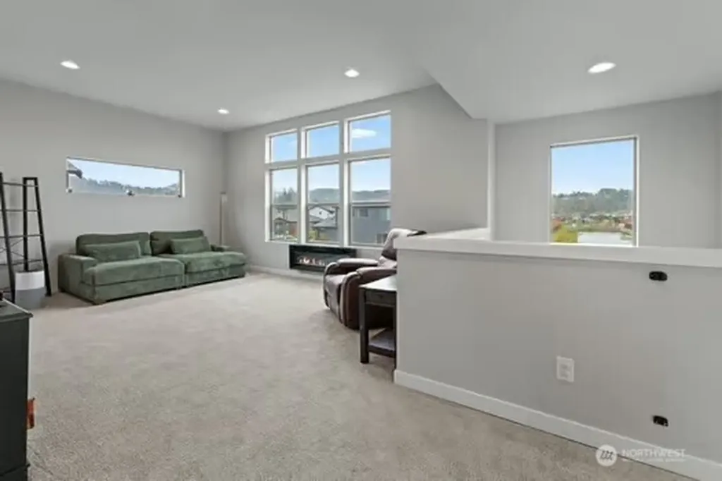 1528 Maas Court Buckley WA 98321