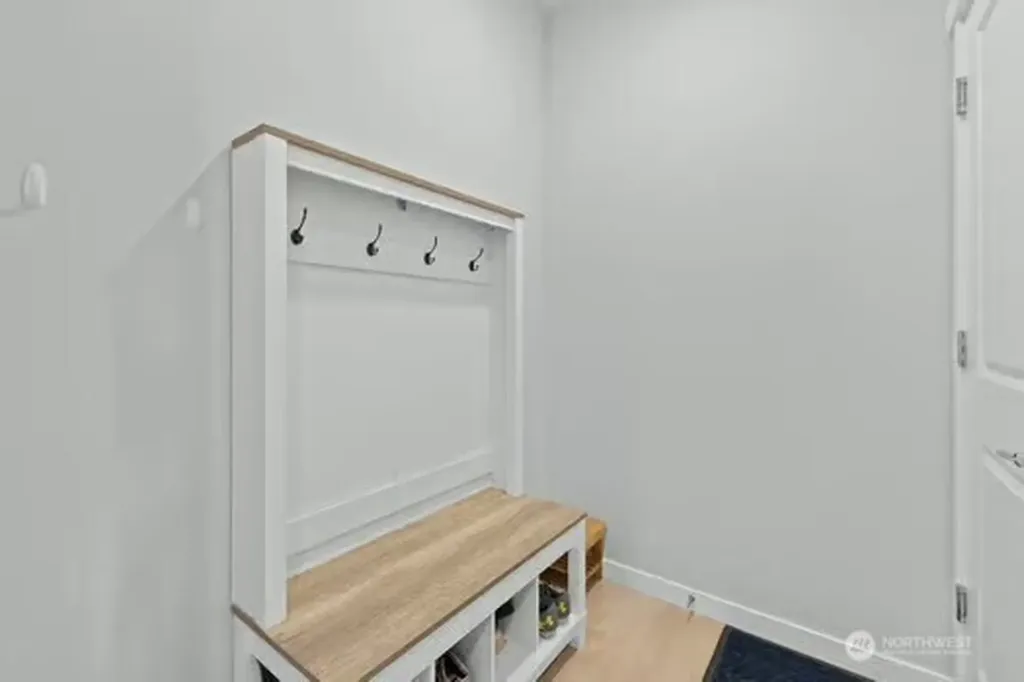 1528 Maas Court Buckley WA 98321