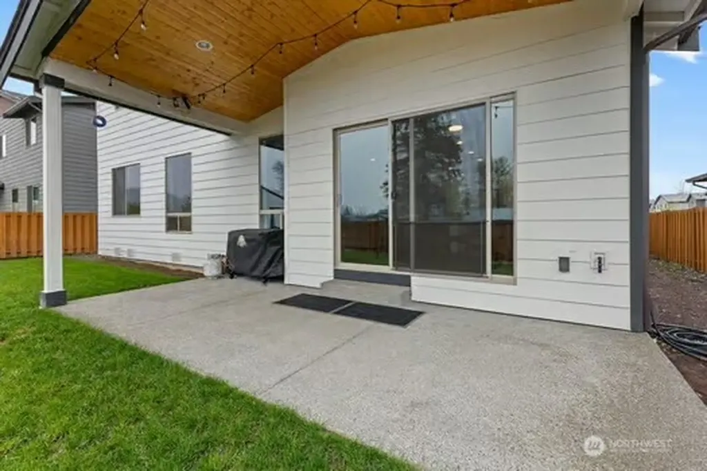 1528 Maas Court Buckley WA 98321