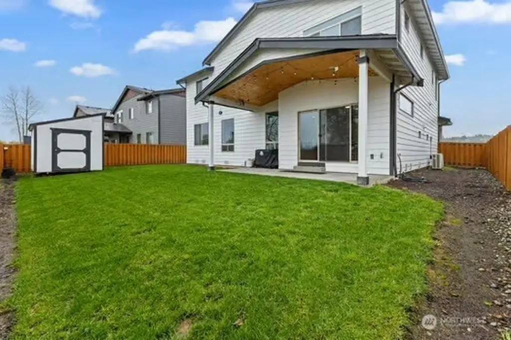 1528 Maas Court Buckley WA 98321