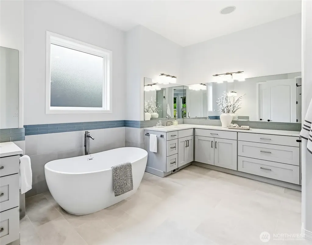 24132 NE 131st Terrace Redmond WA 98053