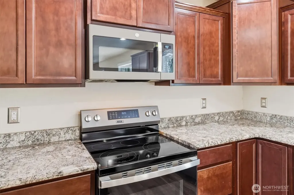 163 Cedar Falls Drive Kelso WA 98626