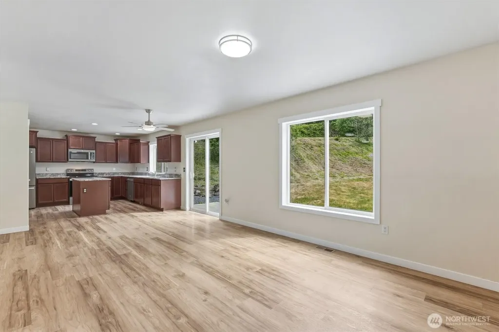163 Cedar Falls Drive Kelso WA 98626
