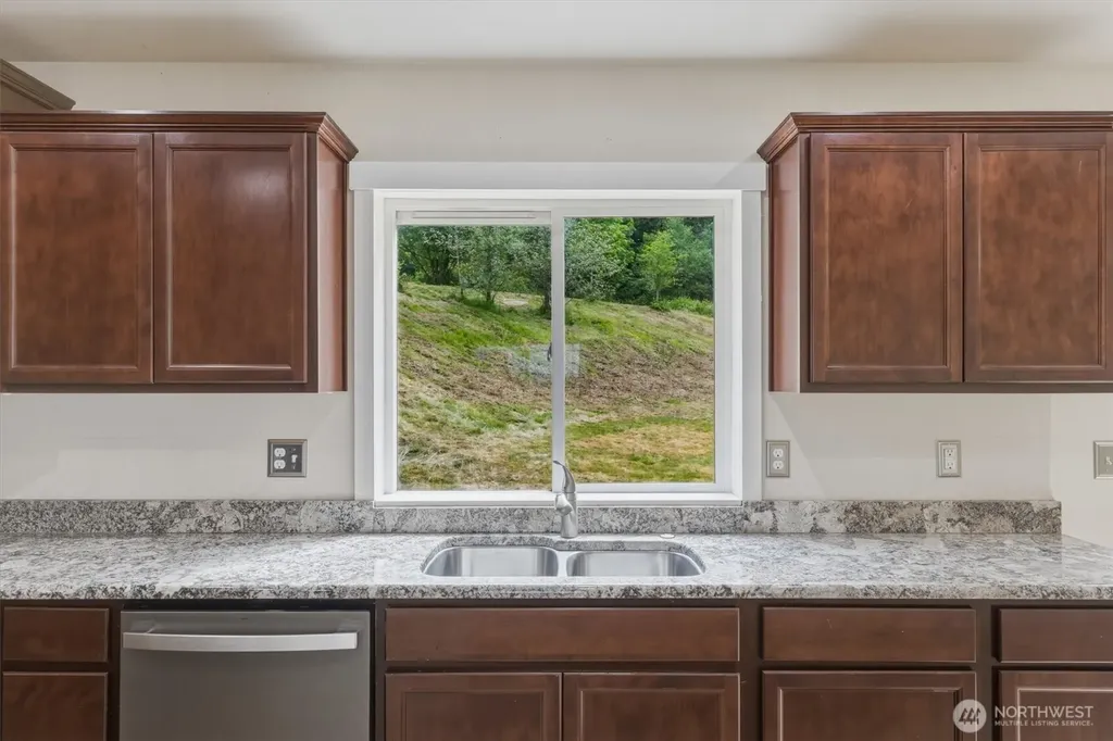 163 Cedar Falls Drive Kelso WA 98626